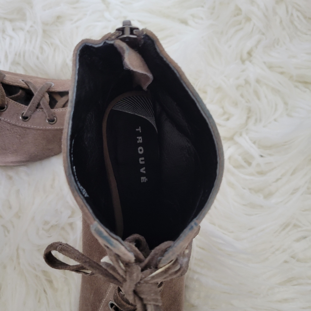 Trouve Culton-Lea Lace-up Booties in Khaki - Picture 10 of 14